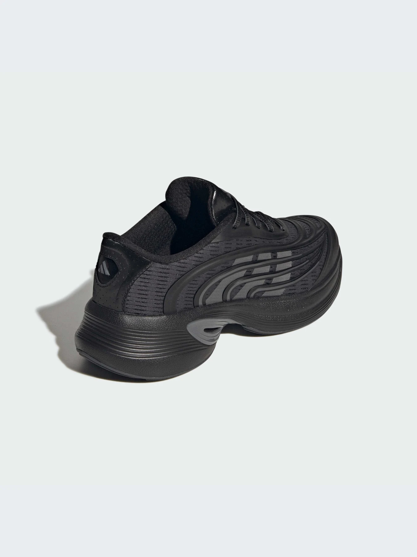 Кроссовки Adidas модель HQ4972-KZ Кроссовки Adidas модель HQ4972-KZ Фото