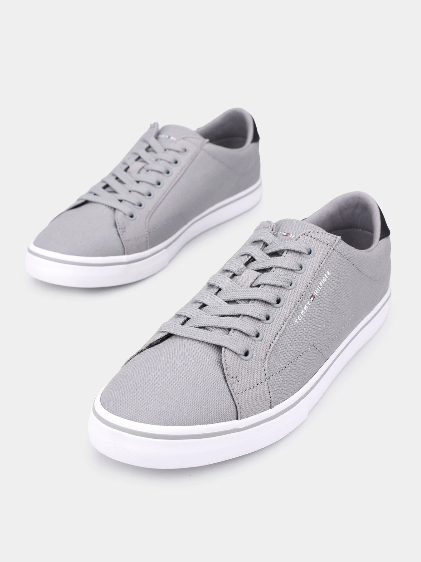 Кеды Tommy Hilfiger модель FM0FM05688-PRY Кеды Tommy Hilfiger модель FM0FM05688-PRY Фото