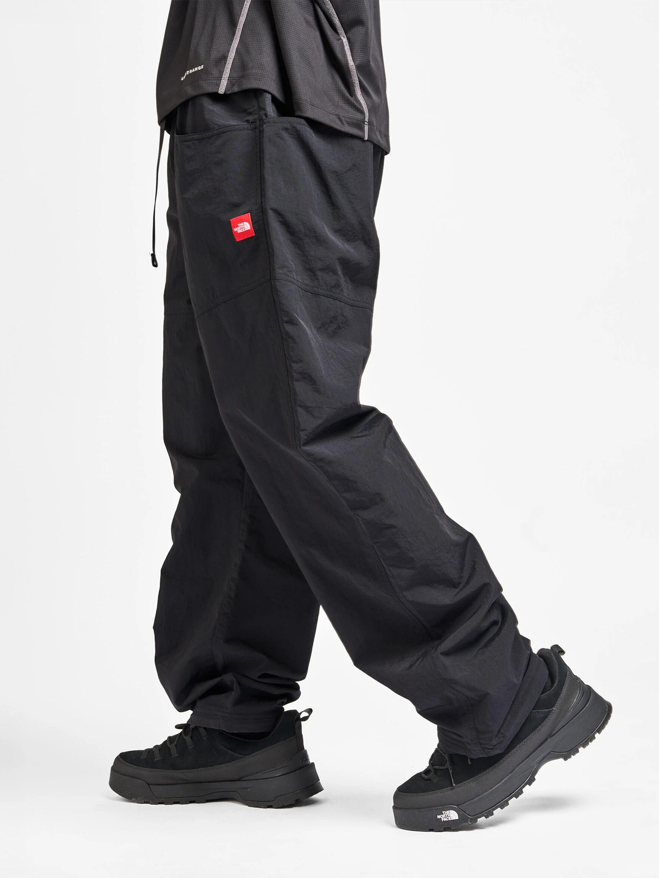 Брюки The North Face модель NF0A8FHFJK31 Брюки The North Face модель NF0A8FHFJK31 Фото