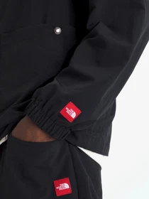Куртки и дубленки The North Face модель NF0A8FHCJK31 Фото