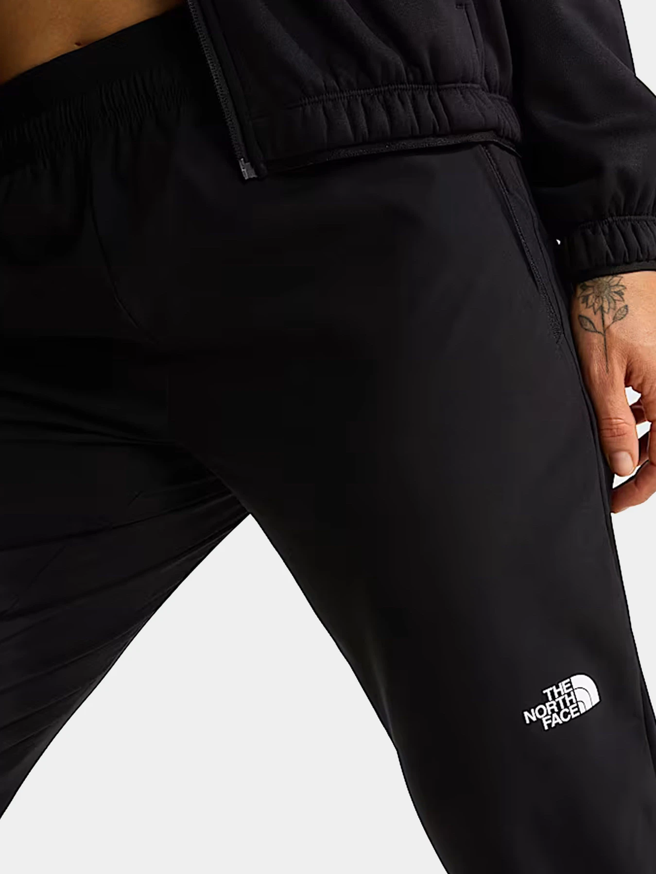 Брюки The North Face модель NF0A8JHSJK31 Брюки The North Face модель NF0A8JHSJK31 Фото