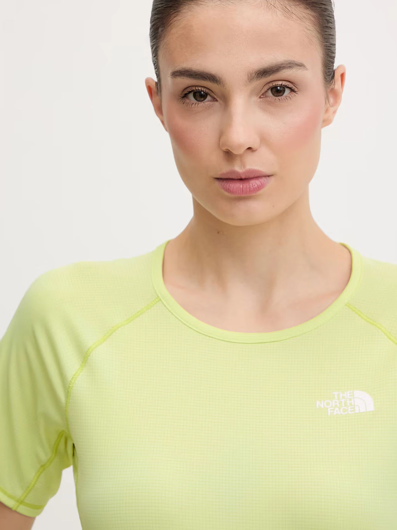 Футболки и поло The North Face модель NF0A8BBXG6O1 Футболки и поло The North Face модель NF0A8BBXG6O1 Фото