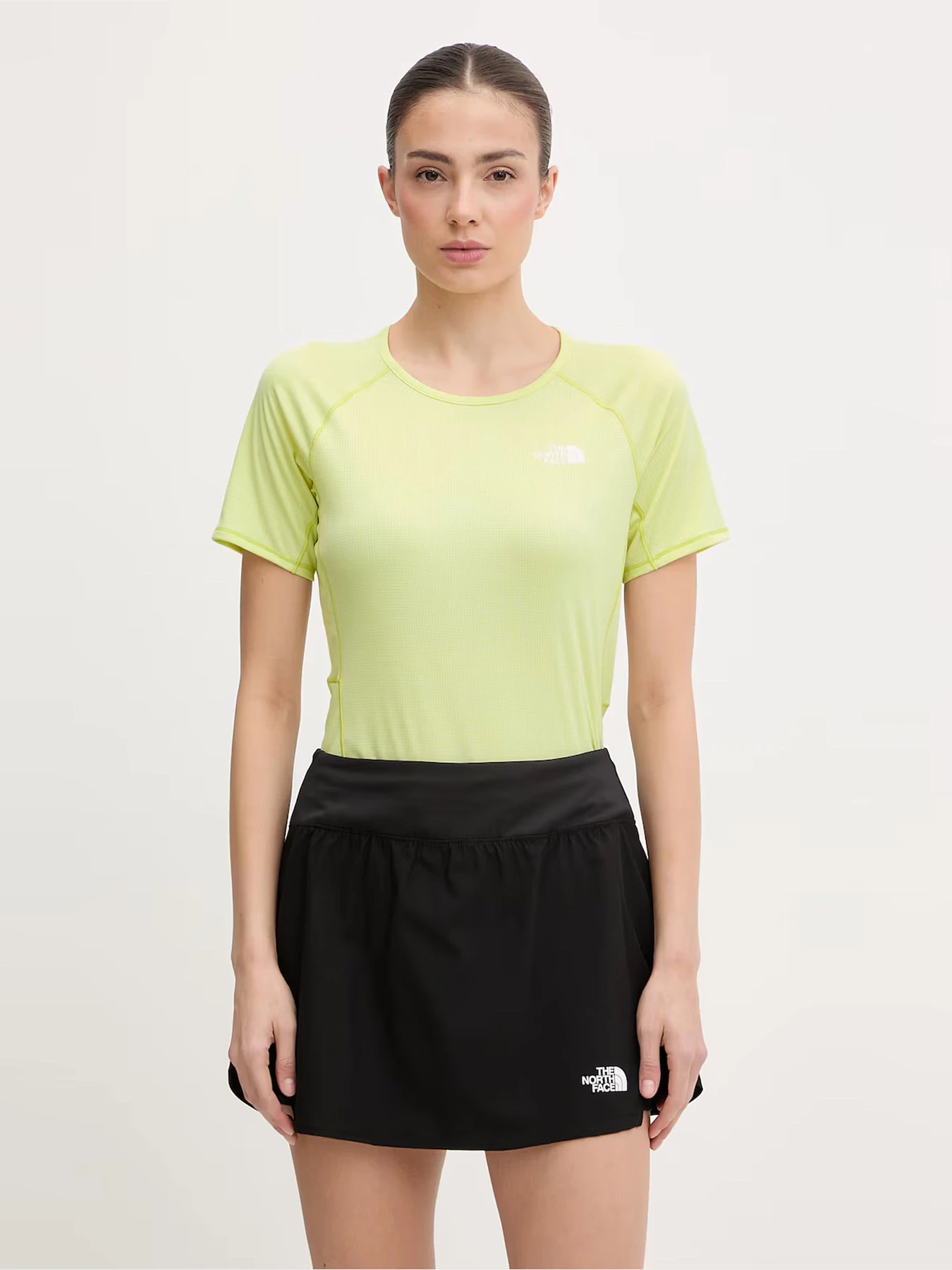 Футболки и поло The North Face модель NF0A8BBXG6O1 Футболки и поло The North Face модель NF0A8BBXG6O1 Фото