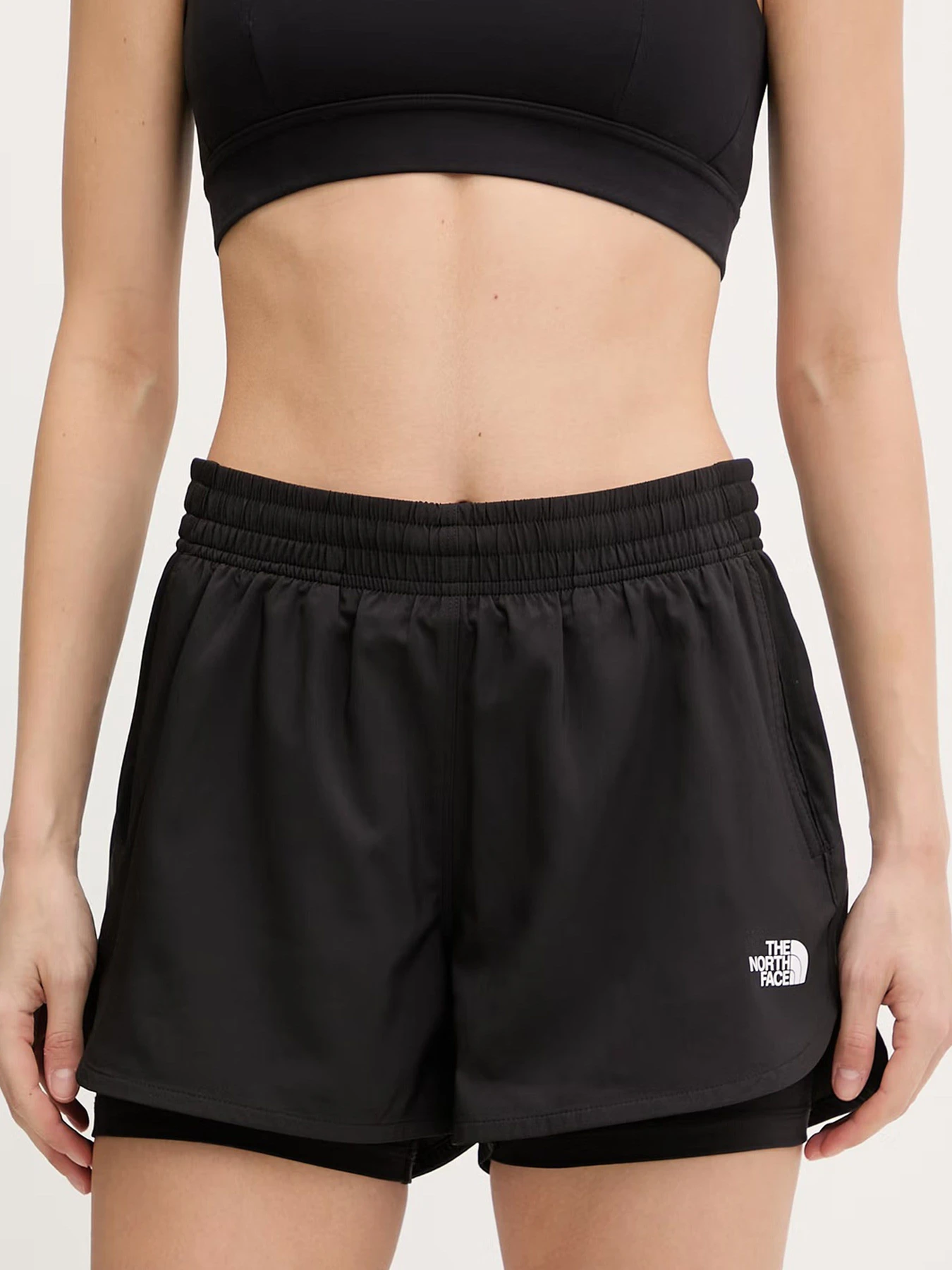 Шорты The North Face модель NF0A8FBWJK31 Шорты The North Face модель NF0A8FBWJK31 Фото