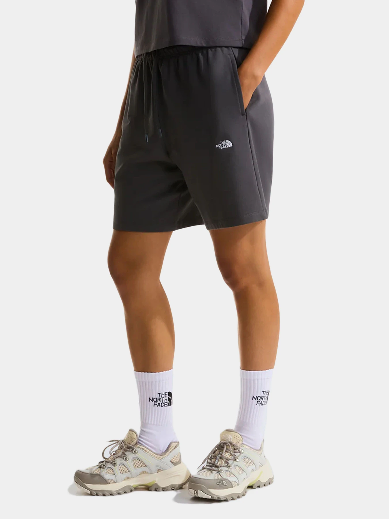 Шорты The North Face модель NF0A8GQYRHI1 Шорты The North Face модель NF0A8GQYRHI1 Фото