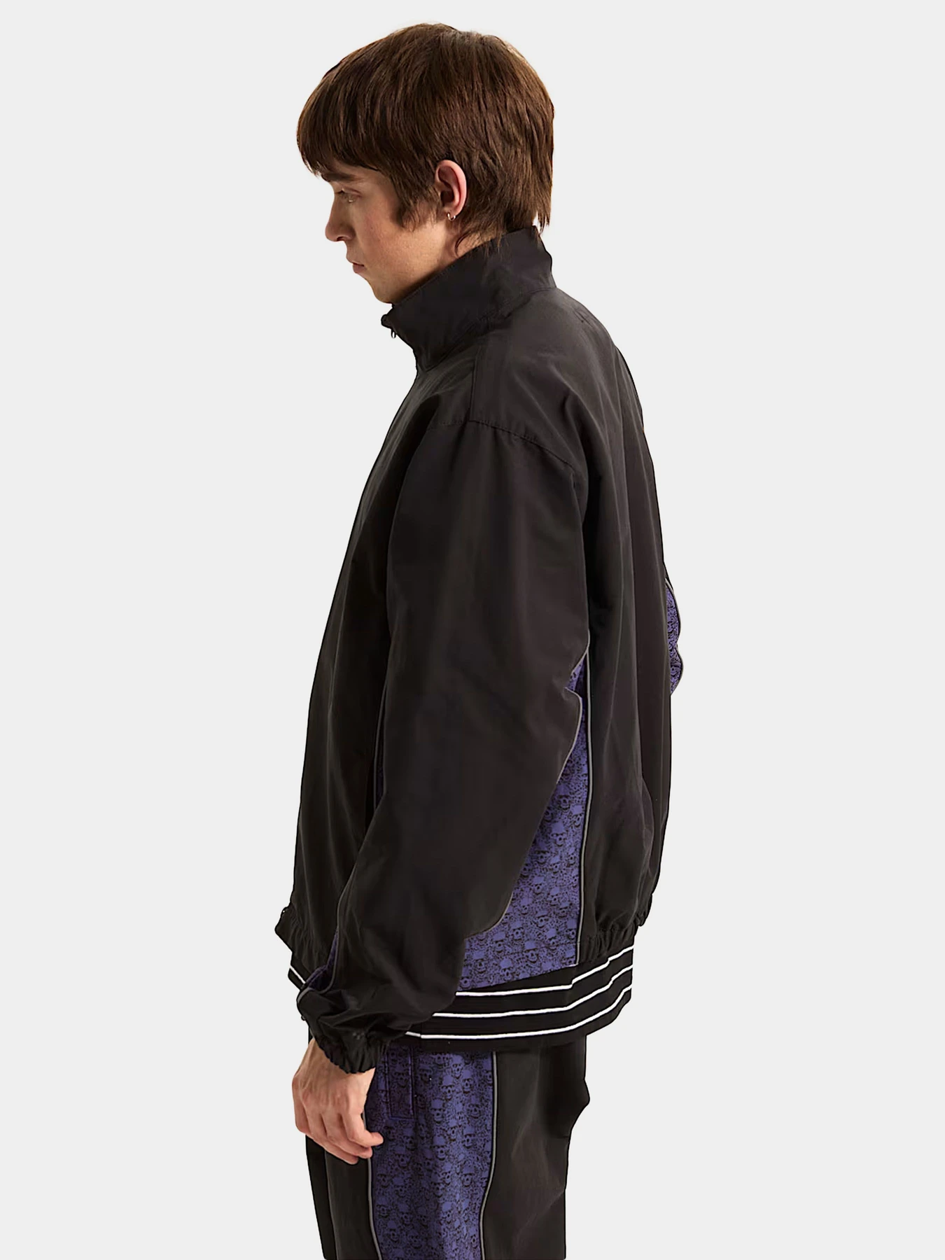Худи и свитшоты Vans модель VN000S14BLK1 Худи и свитшоты Vans модель VN000S14BLK1 Фото