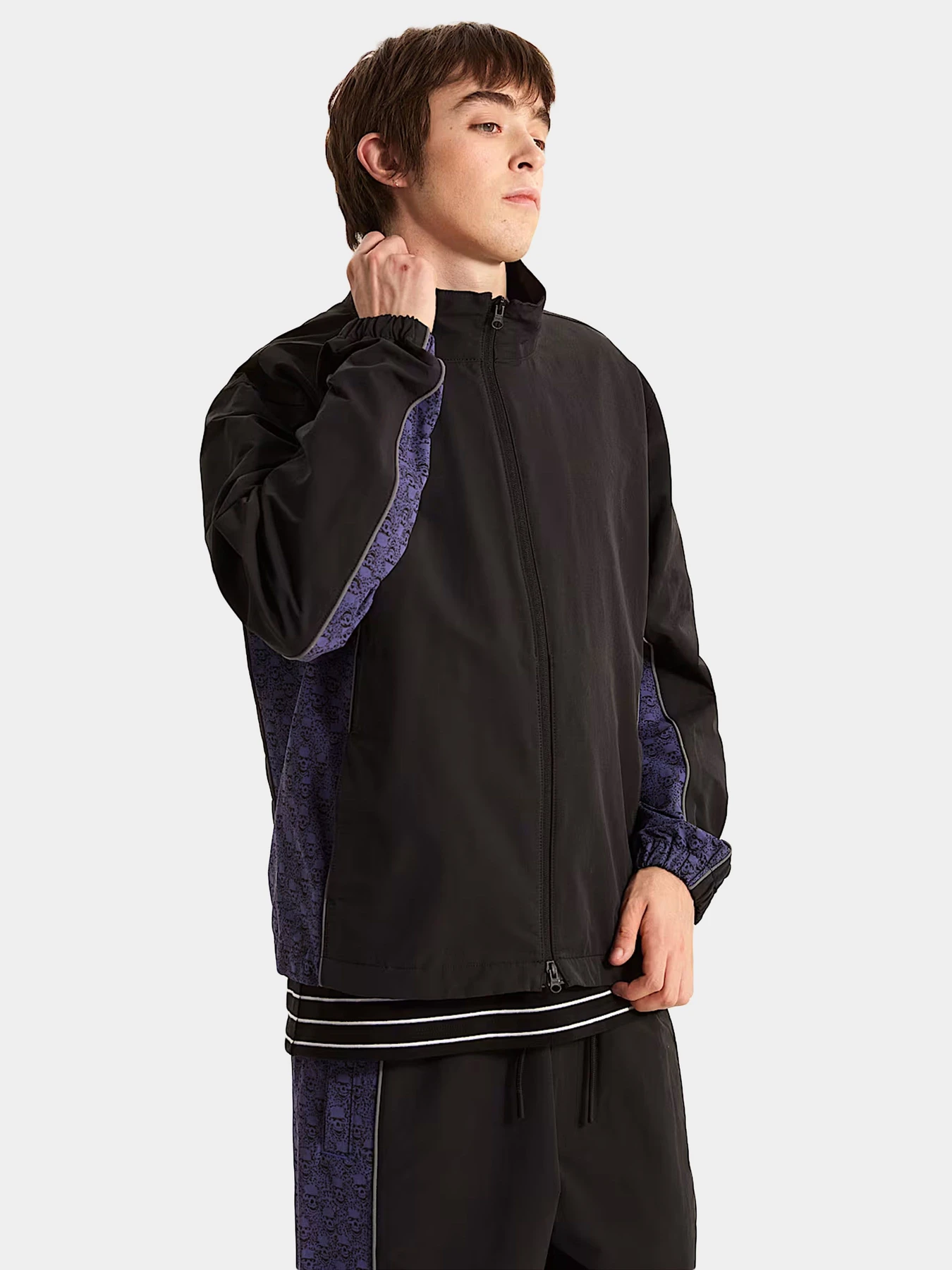 Худи и свитшоты Vans модель VN000S14BLK1 Худи и свитшоты Vans модель VN000S14BLK1 Фото