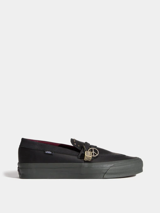 Туфли и лоферы Vans модель VN000VATBLK1 Фото