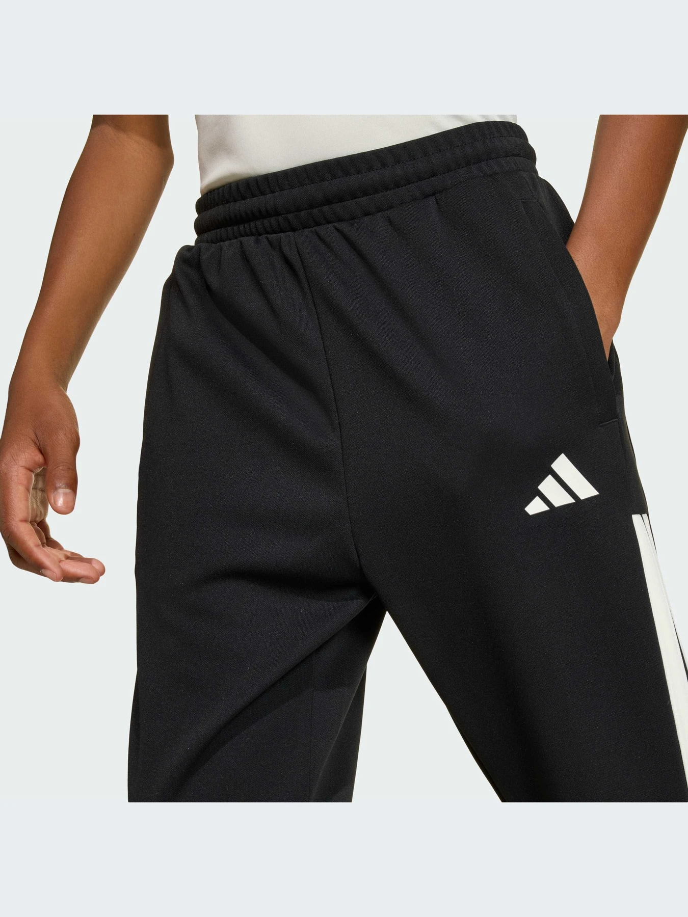 Брюки Adidas Tiro модель KD6013-KZ Брюки Adidas Tiro модель KD6013-KZ Фото