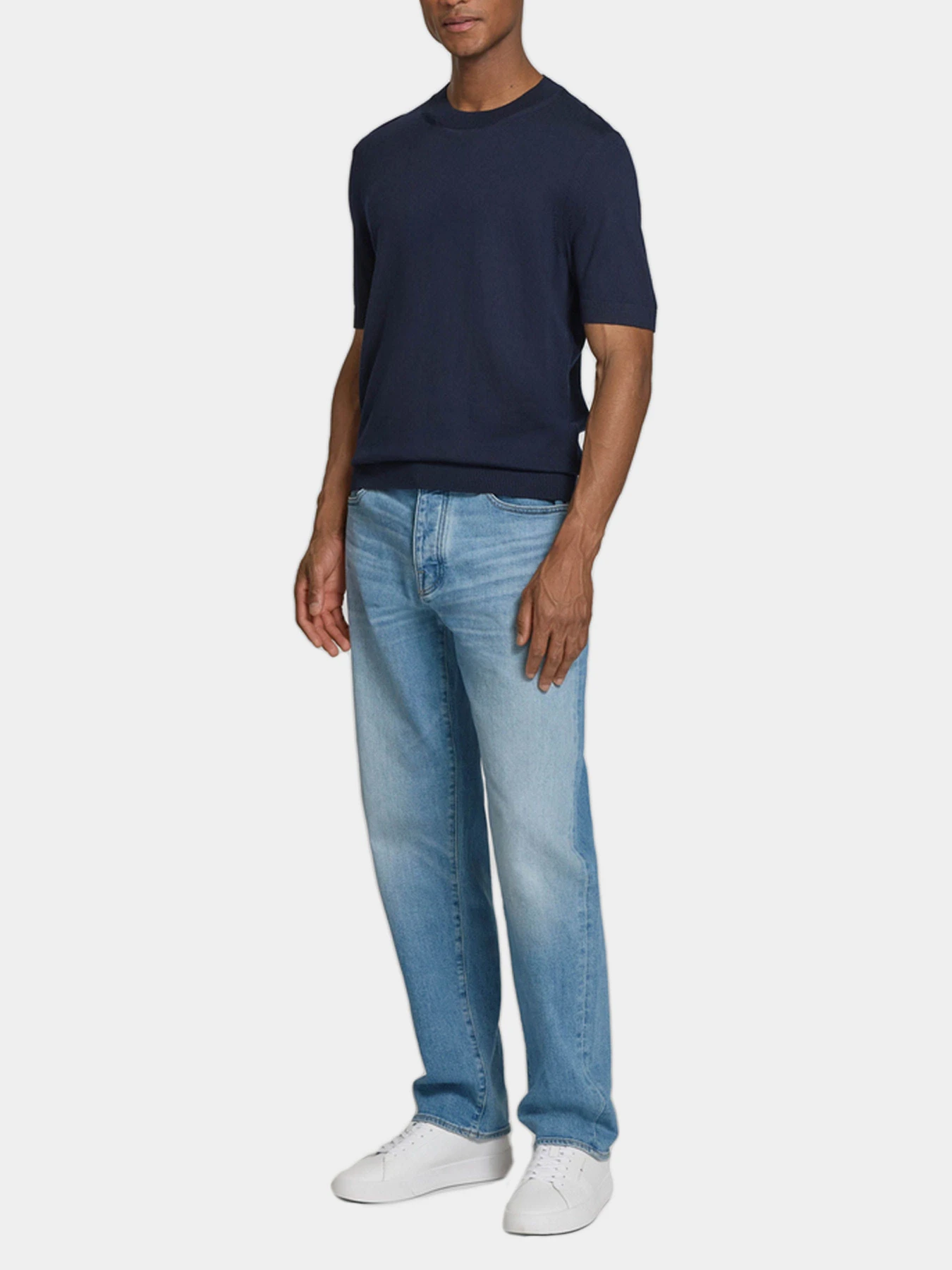 Джинсы Armani Exchange модель XM000074-AF25642-MB003 Джинсы Armani Exchange модель XM000074-AF25642-MB003 Фото