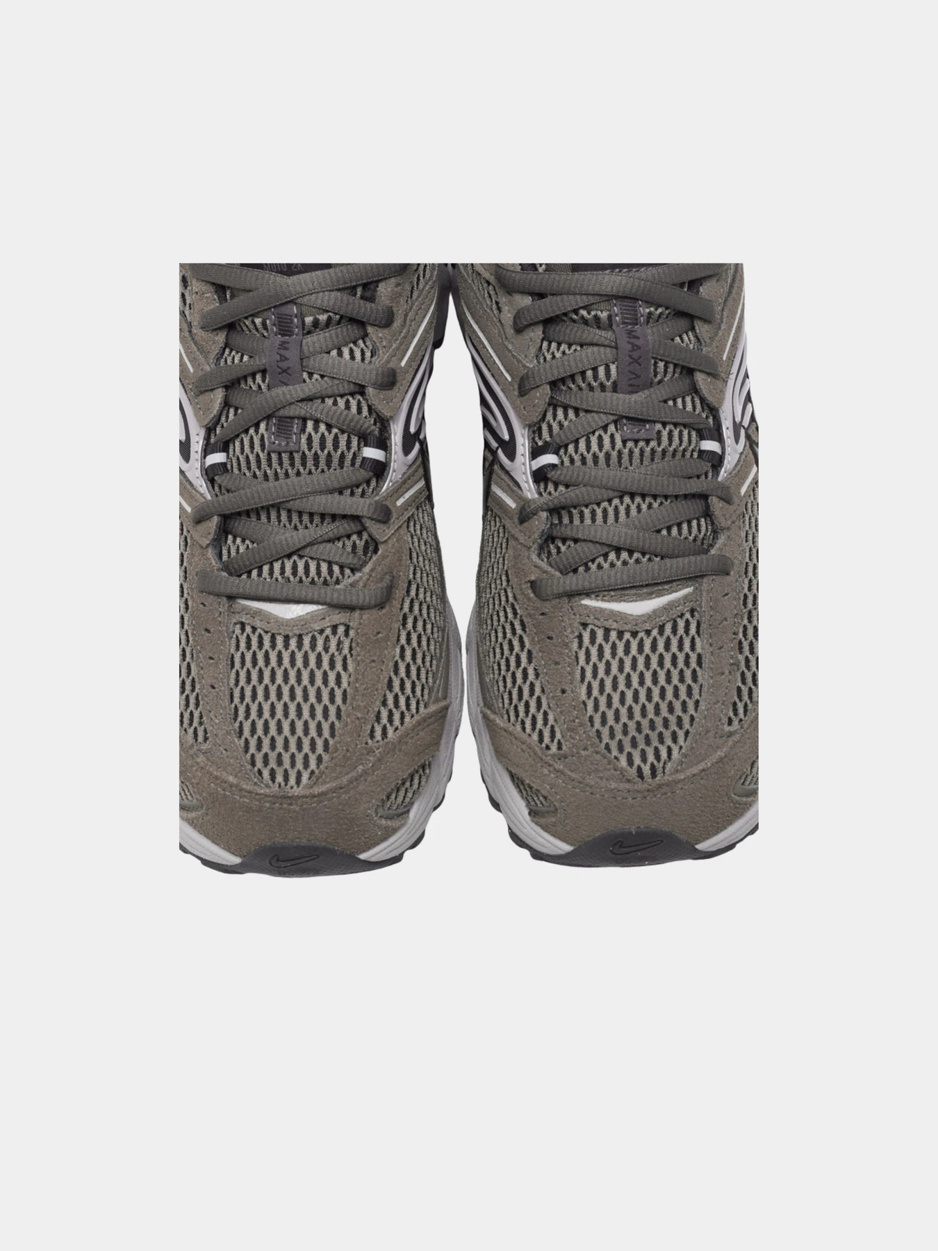 Кроссовки NIKE модель IQ4924-004 Кроссовки NIKE модель IQ4924-004 Фото