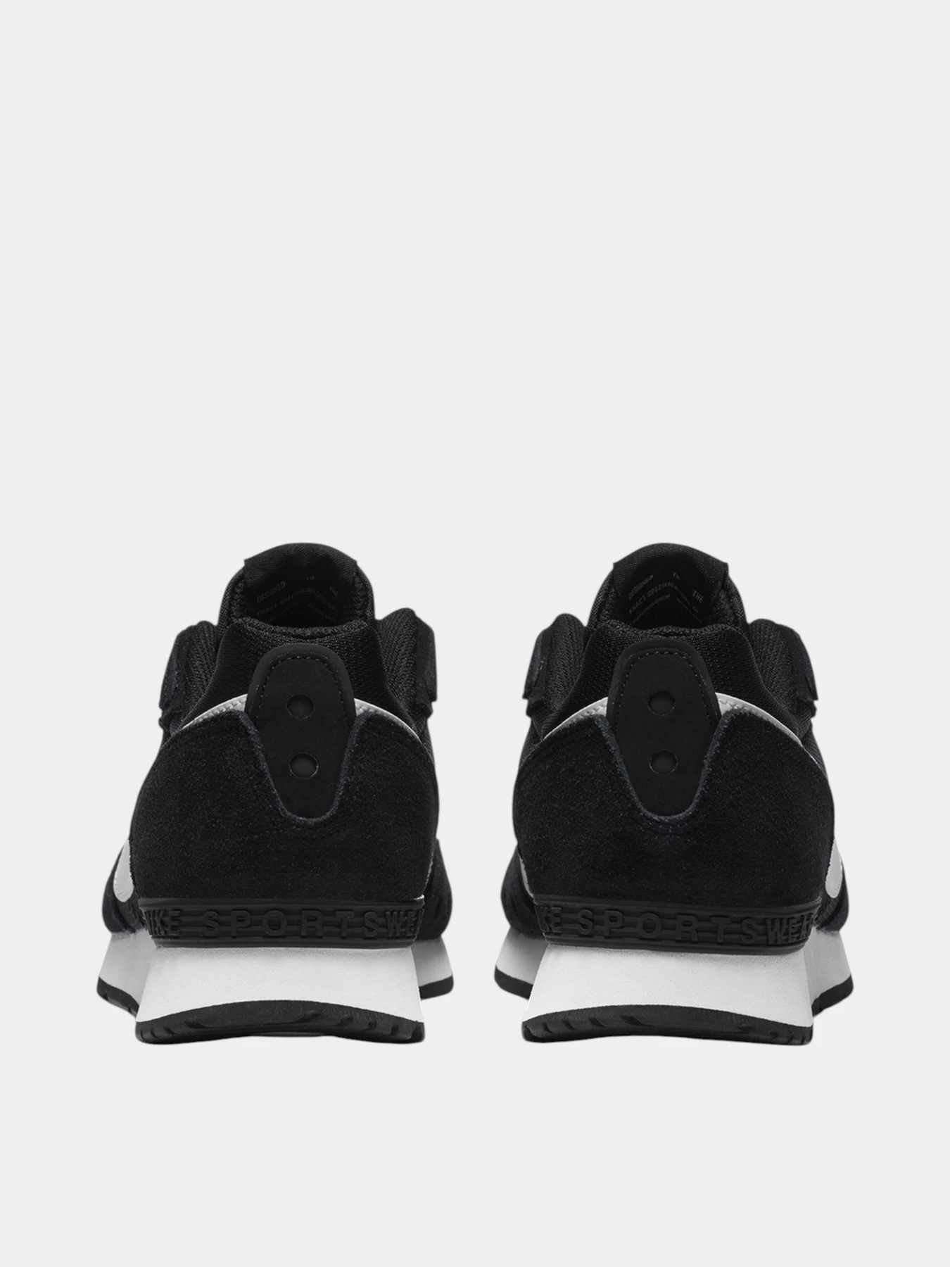 Кроссовки NIKE WMNS NIKE VENTURE RUNNER модель 101079651 Кроссовки NIKE WMNS NIKE VENTURE RUNNER модель 101079651 Фото