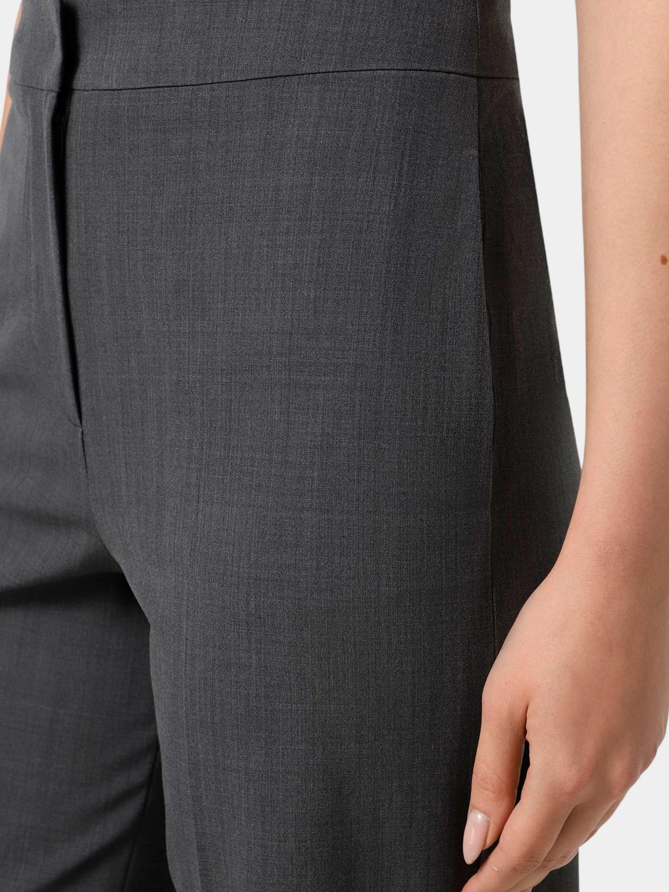 Брюки Emporio Armani модель EW002046-TE15608-O8002 Брюки Emporio Armani модель EW002046-TE15608-O8002 Фото