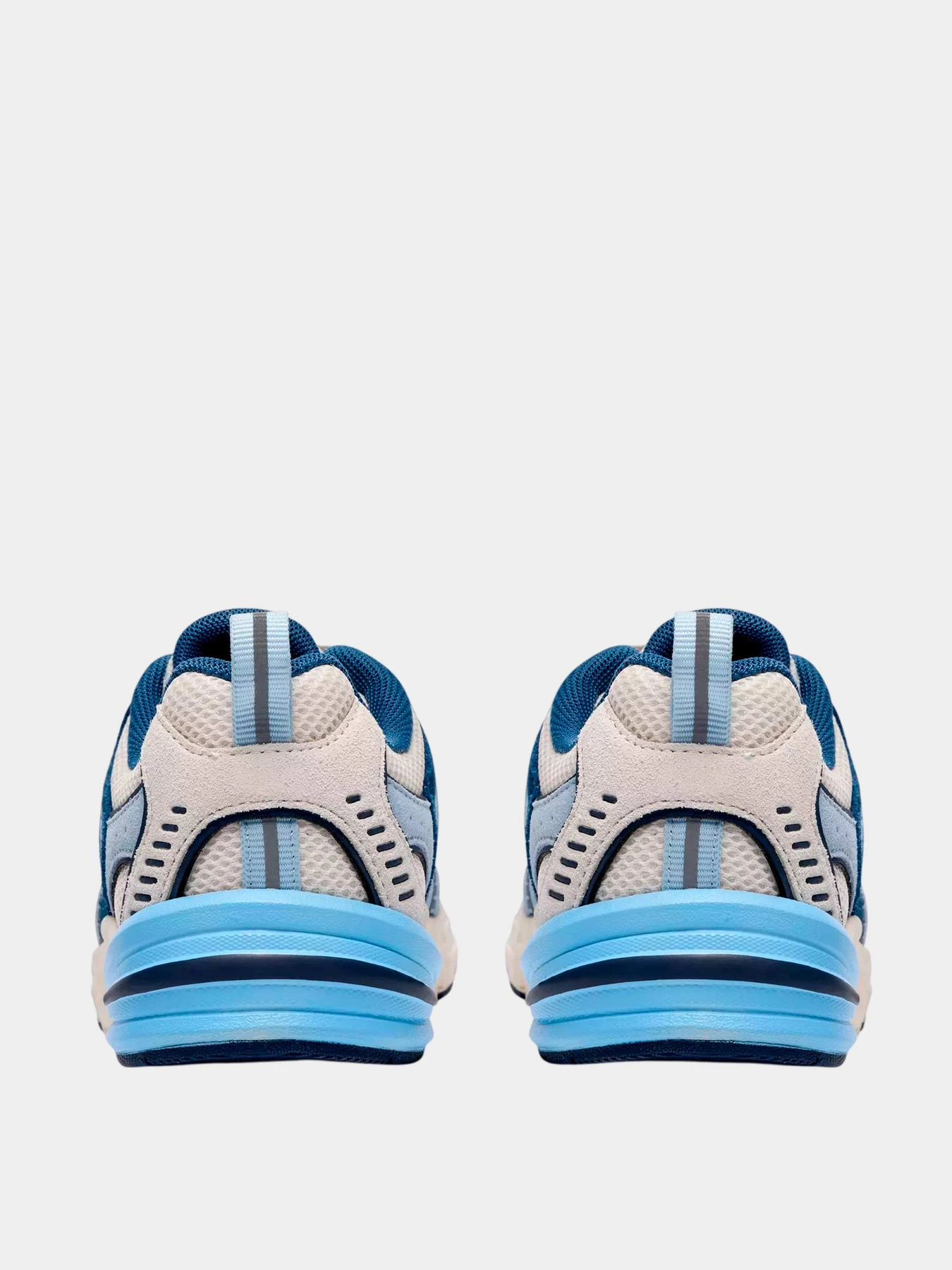Кроссовки Clarks модель 26187685 Кроссовки Clarks модель 26187685 Фото