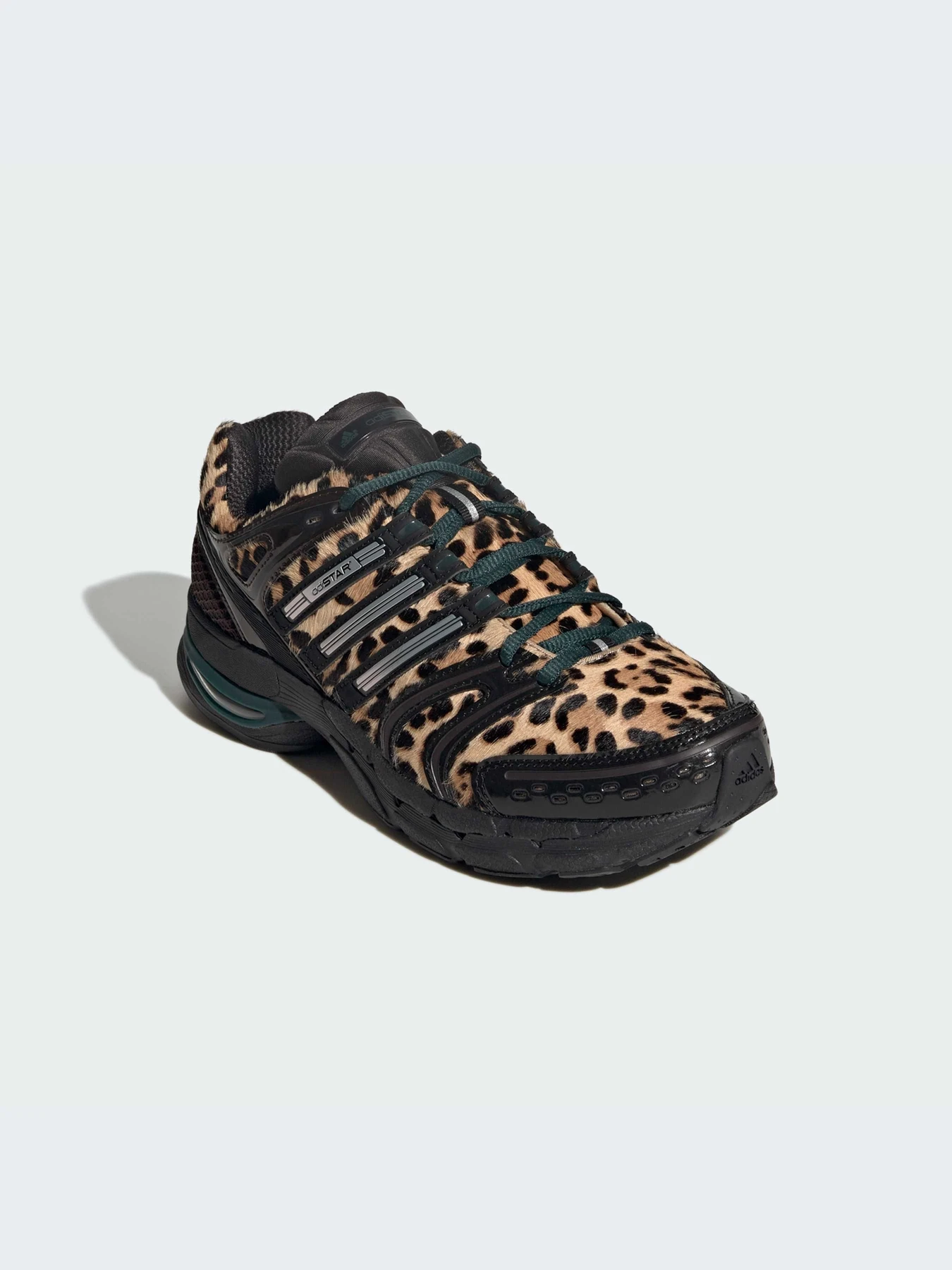 Кроссовки Adidas модель KI4204-KZ Кроссовки Adidas модель KI4204-KZ Фото