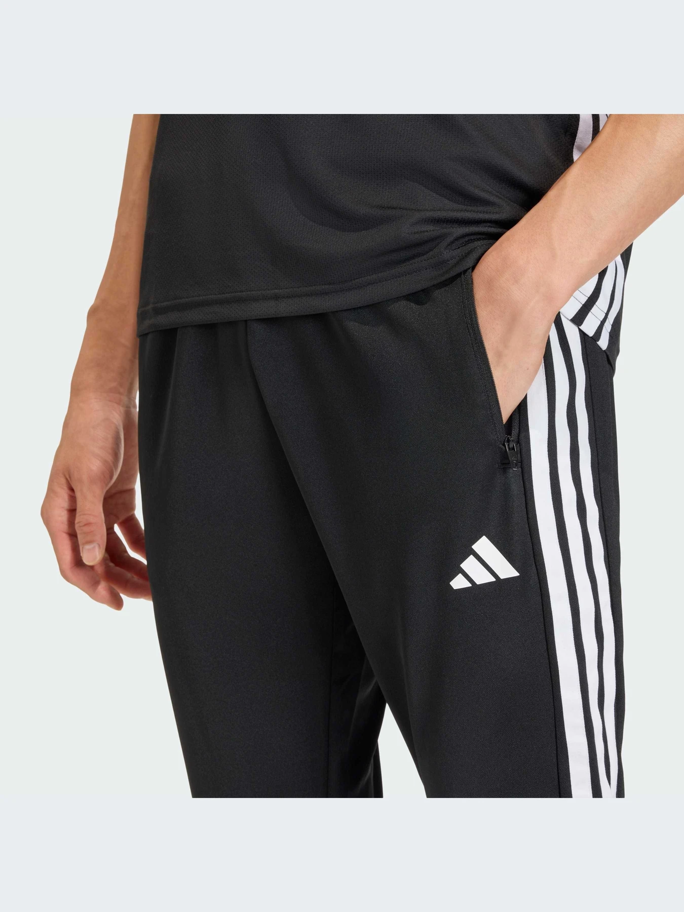 Брюки Adidas модель KA3590-KZ Брюки Adidas модель KA3590-KZ Фото