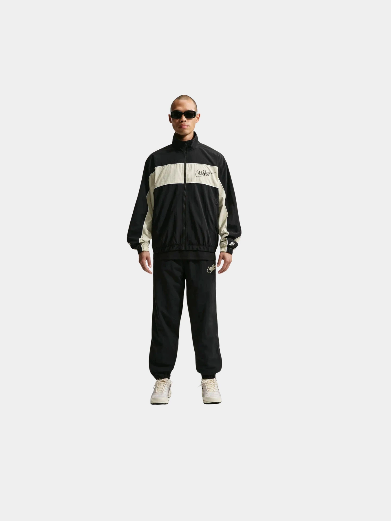 Брюки NIKE модель IF0764-010 Брюки NIKE модель IF0764-010 Фото