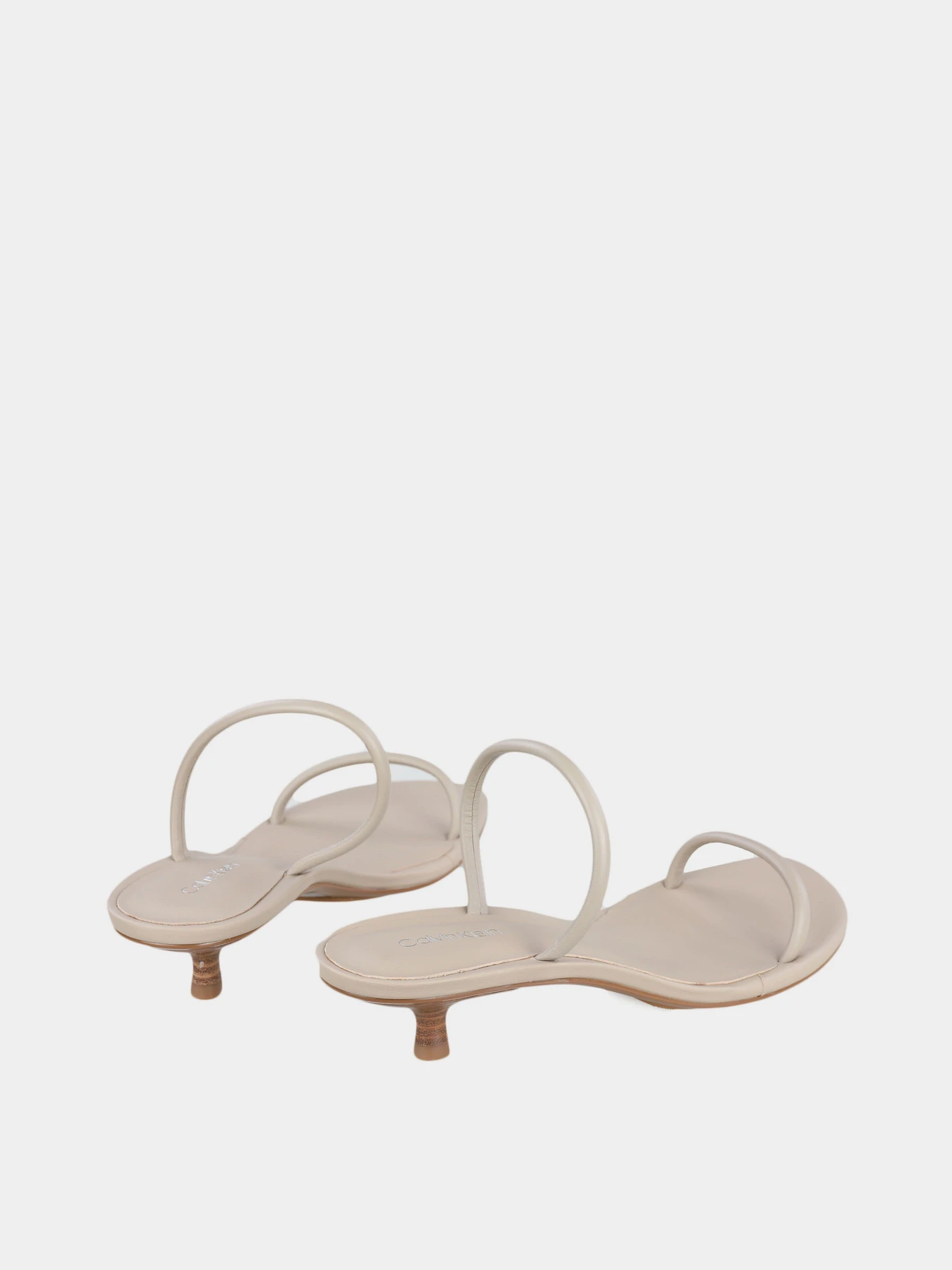 Шлёпанцы Calvin Klein модель HW0HW02919-PDT Шлёпанцы Calvin Klein модель HW0HW02919-PDT Фото