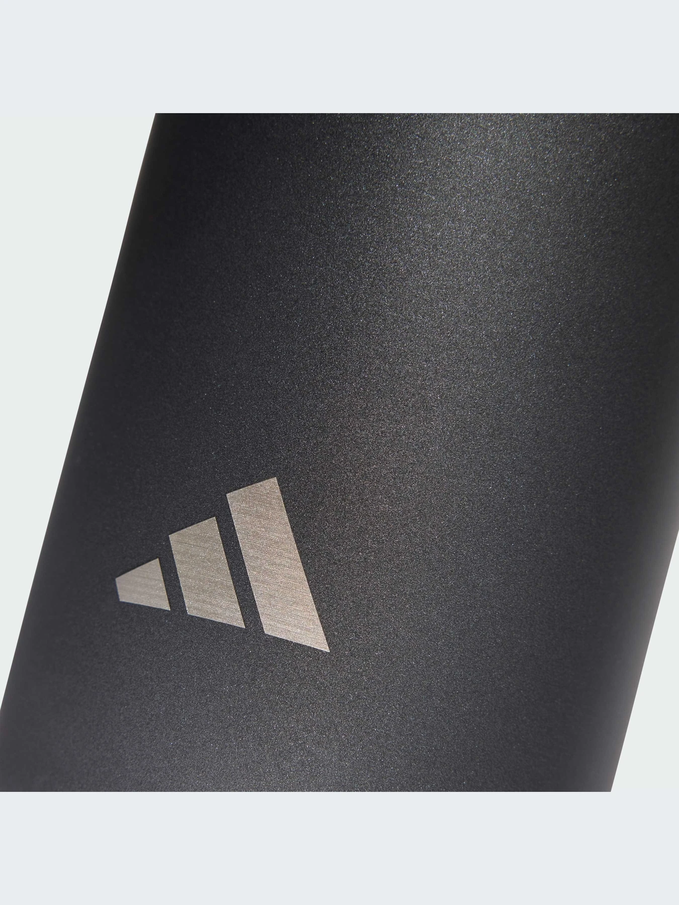 Бутылки Adidas модель KA2299-KZ Бутылки Adidas модель KA2299-KZ Фото