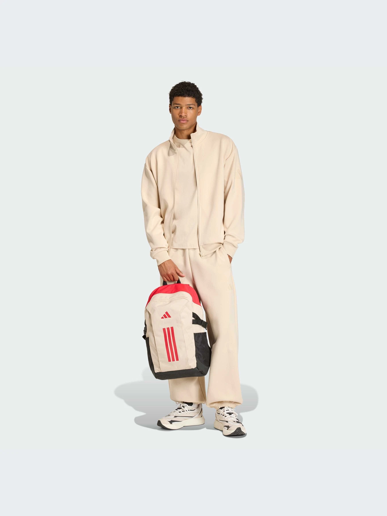 Футболки и поло Adidas модель KE5899-KZ Футболки и поло Adidas модель KE5899-KZ Фото