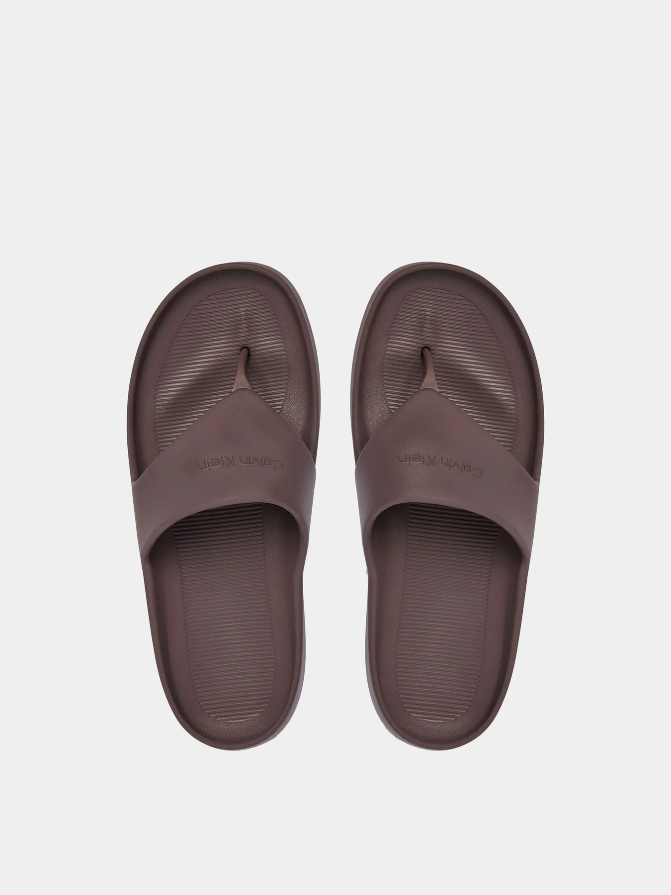 Шлёпанцы Calvin Klein модель HW0HW02957-PD8 Шлёпанцы Calvin Klein модель HW0HW02957-PD8 Фото