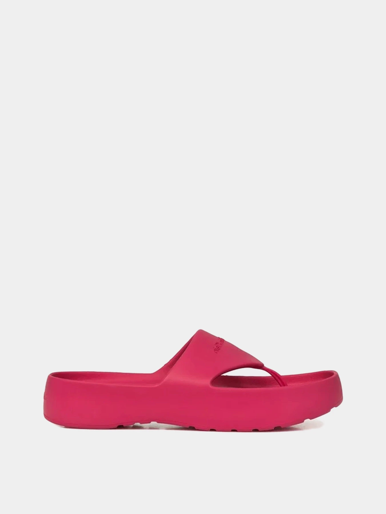 Шлёпанцы Calvin Klein модель HW0HW02957-TZ3 Шлёпанцы Calvin Klein модель HW0HW02957-TZ3 Фото