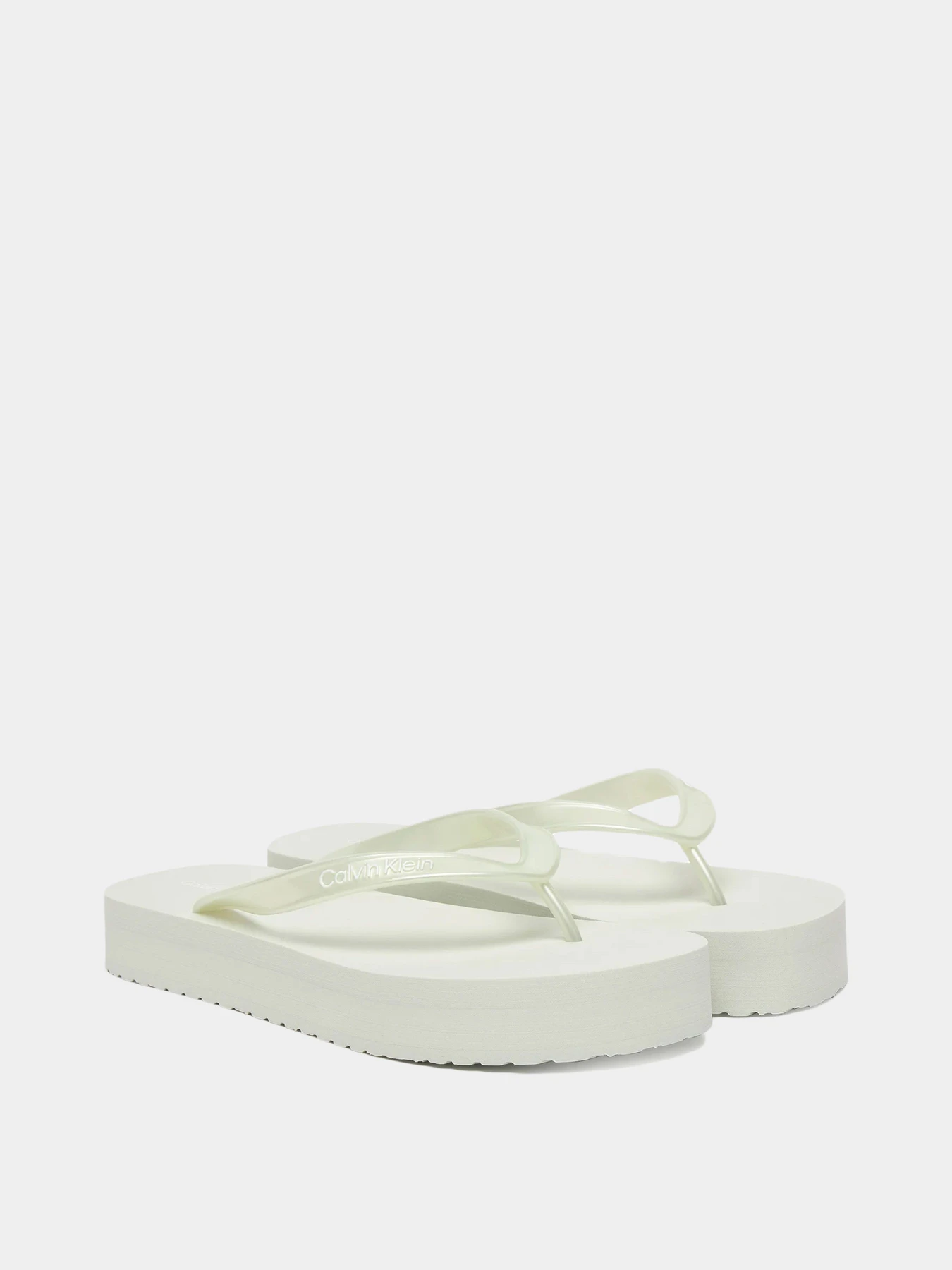 Шлёпанцы Calvin Klein модель HW0HW03120-CHE Шлёпанцы Calvin Klein модель HW0HW03120-CHE Фото