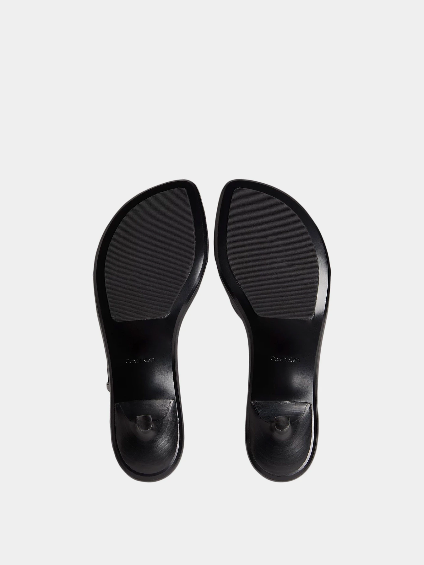 Босоножки Calvin Klein модель HW0HW02918-0GJ Босоножки Calvin Klein модель HW0HW02918-0GJ Фото