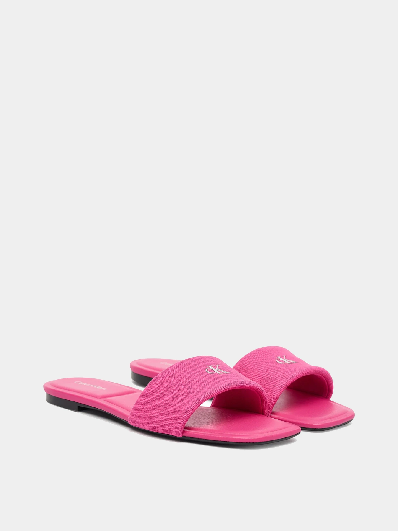 Шлёпанцы Calvin Klein модель HW0HW03129-TZ3 Шлёпанцы Calvin Klein модель HW0HW03129-TZ3 Фото