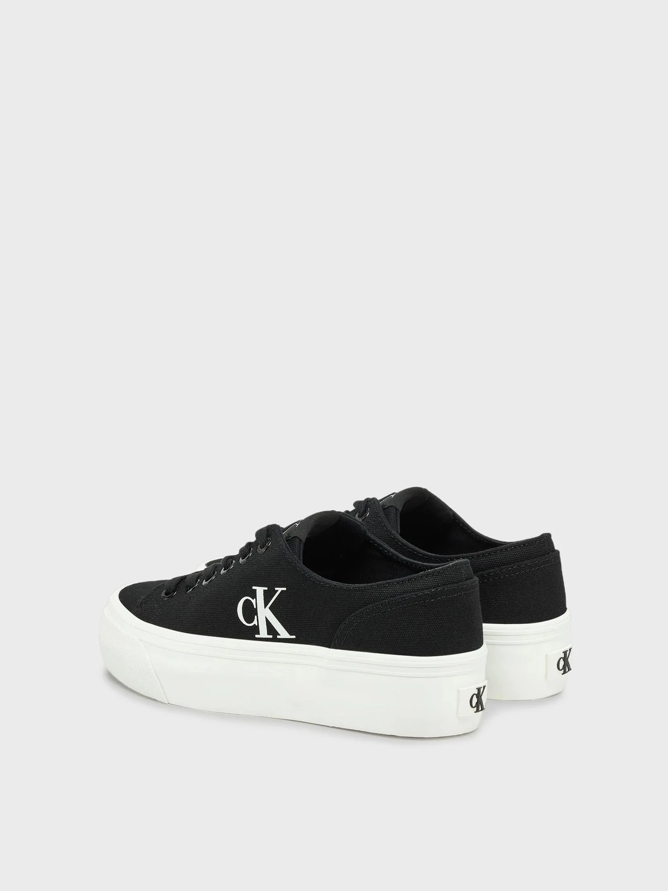 Кеды Calvin Klein модель YW0YW01763-0GM Фото