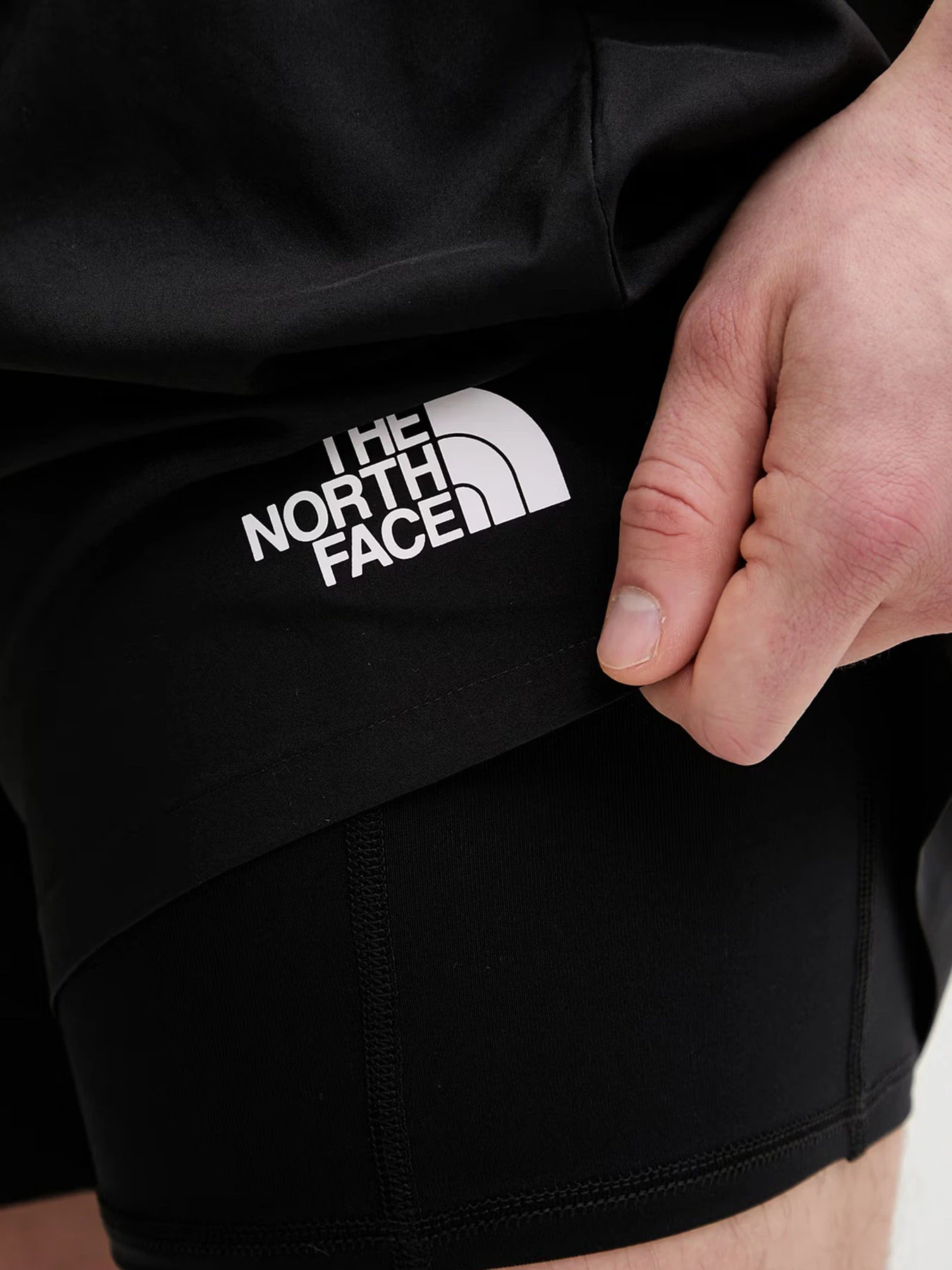 Шорты The North Face модель NF0A8G2VJK31 Шорты The North Face модель NF0A8G2VJK31 Фото