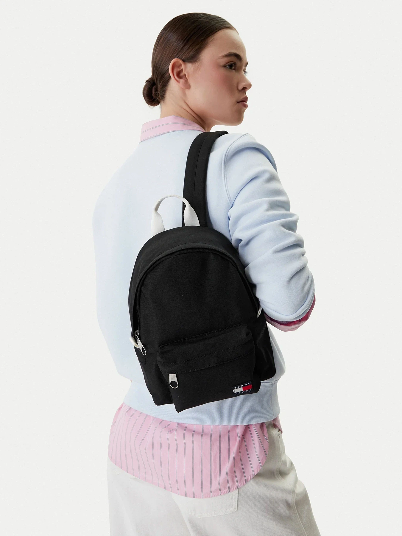 Рюкзаки Tommy Hilfiger модель AW0AW18648-BDS Рюкзаки Tommy Hilfiger модель AW0AW18648-BDS Фото