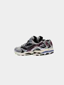 Кроссовки Mizuno модель D1GA210417 Фото