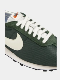 Кроссовки NIKE модель HJ4687-302 Фото