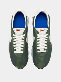 Кроссовки NIKE модель HJ4687-302 Фото