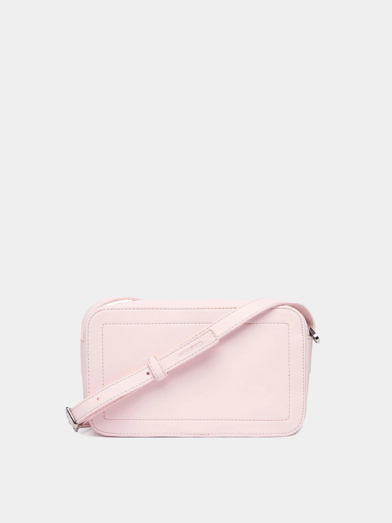 Сумки Calvin Klein модель LV04F3220G-8Z6 Сумки Calvin Klein модель LV04F3220G-8Z6 Фото
