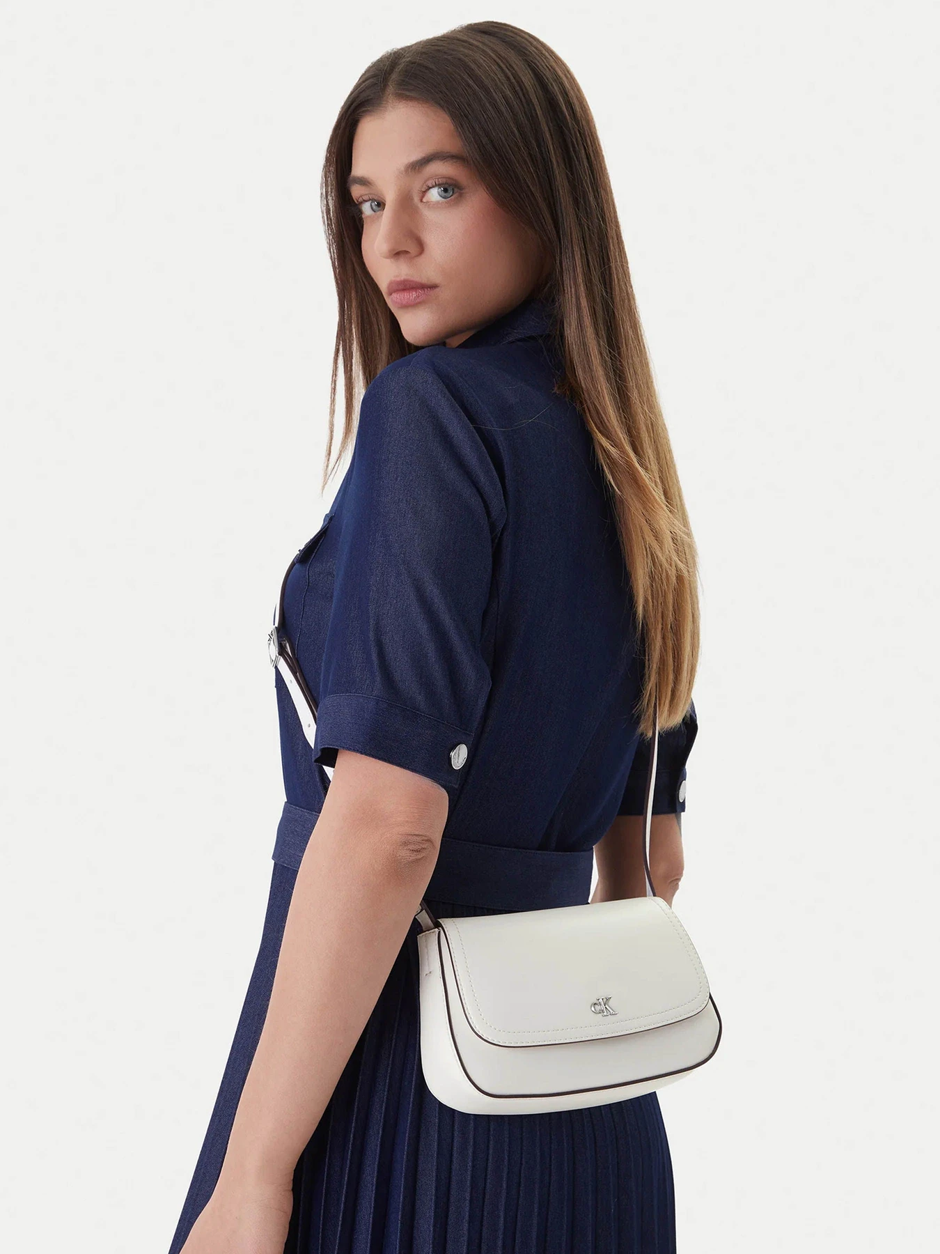 Сумки Calvin Klein модель LV04F3421G-4LX Сумки Calvin Klein модель LV04F3421G-4LX Фото