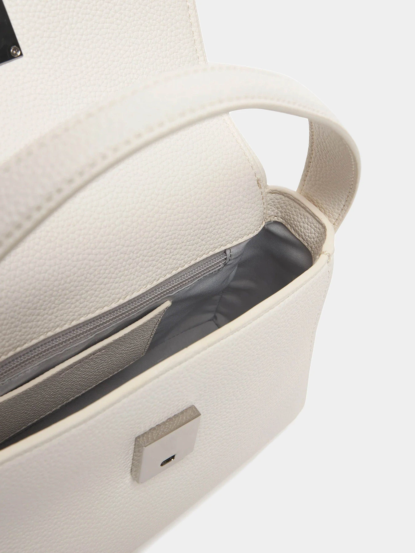 Сумки Calvin Klein модель LV04F3425G-4LX Фото