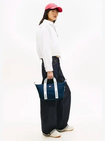 Сумки Tommy Hilfiger модель AW0AW18460-C1G Фото