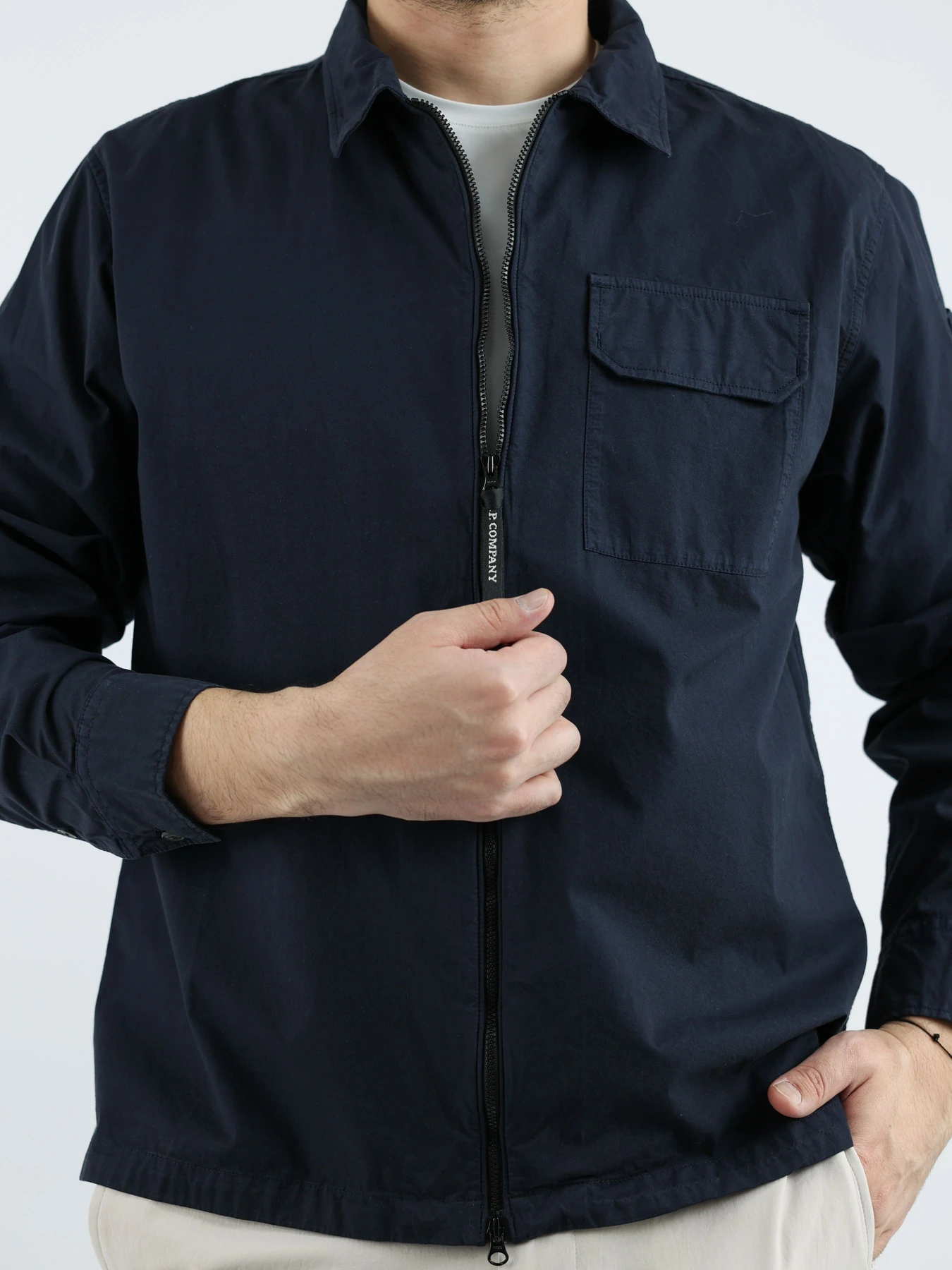 Куртки и дубленки CP Company модель 26L-RCCMOS705A110143G-888 Куртки и дубленки CP Company модель 26L-RCCMOS705A110143G-888 Фото