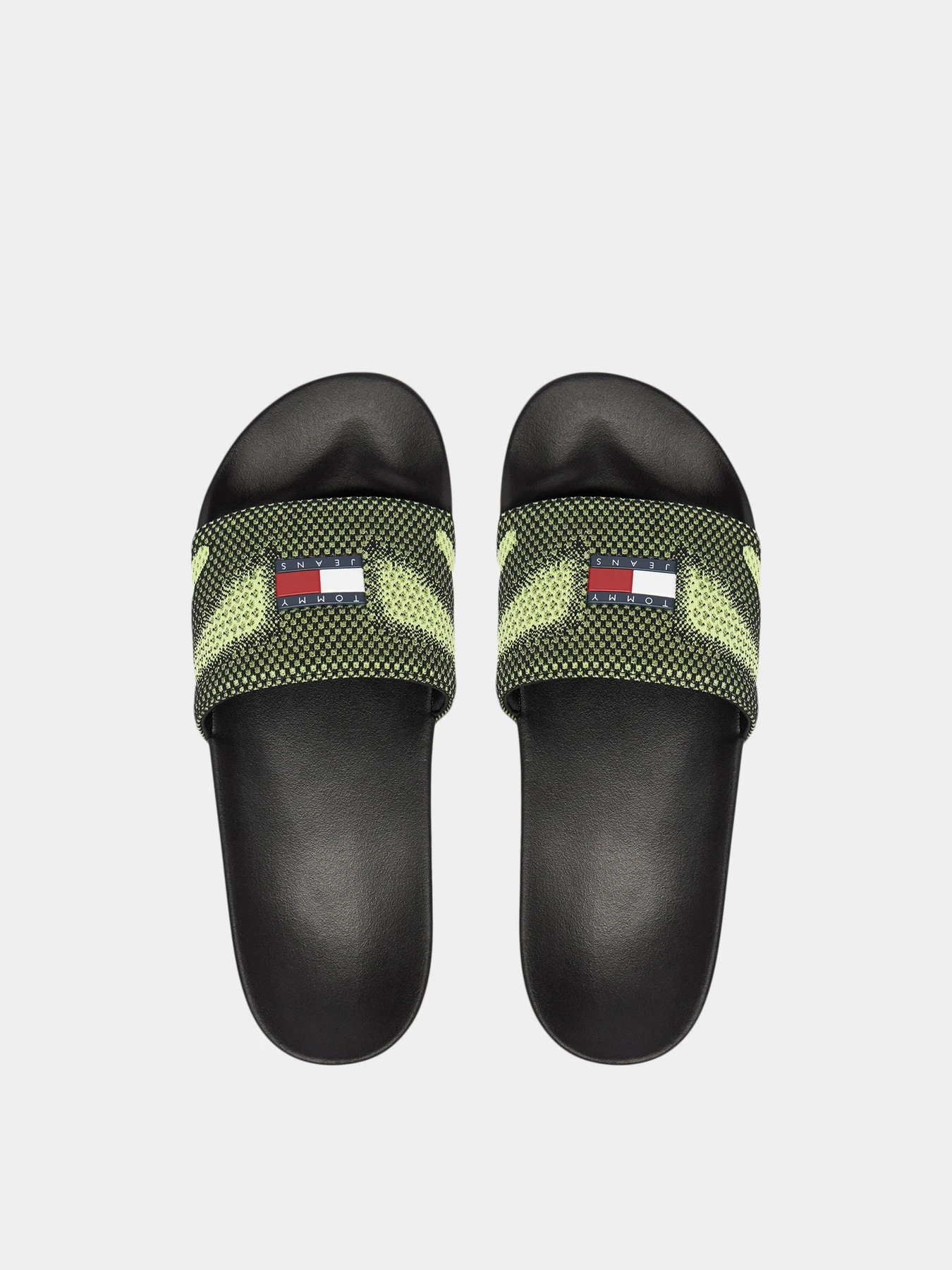 Шлёпанцы Tommy Hilfiger модель EM0EM01697-0H8 Шлёпанцы Tommy Hilfiger модель EM0EM01697-0H8 Фото
