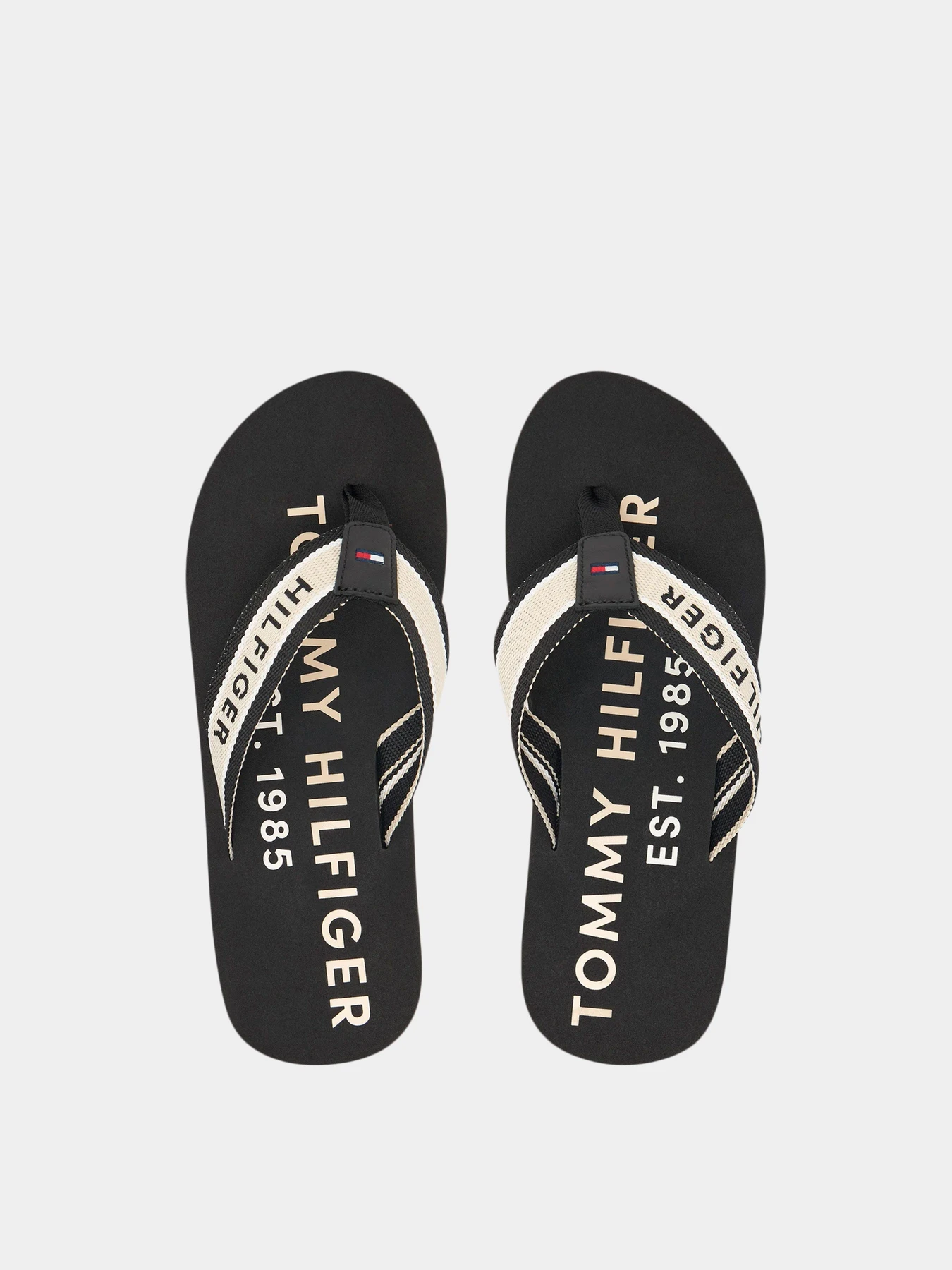 Шлёпанцы Tommy Hilfiger модель FM0FM05805-BDS Шлёпанцы Tommy Hilfiger модель FM0FM05805-BDS Фото