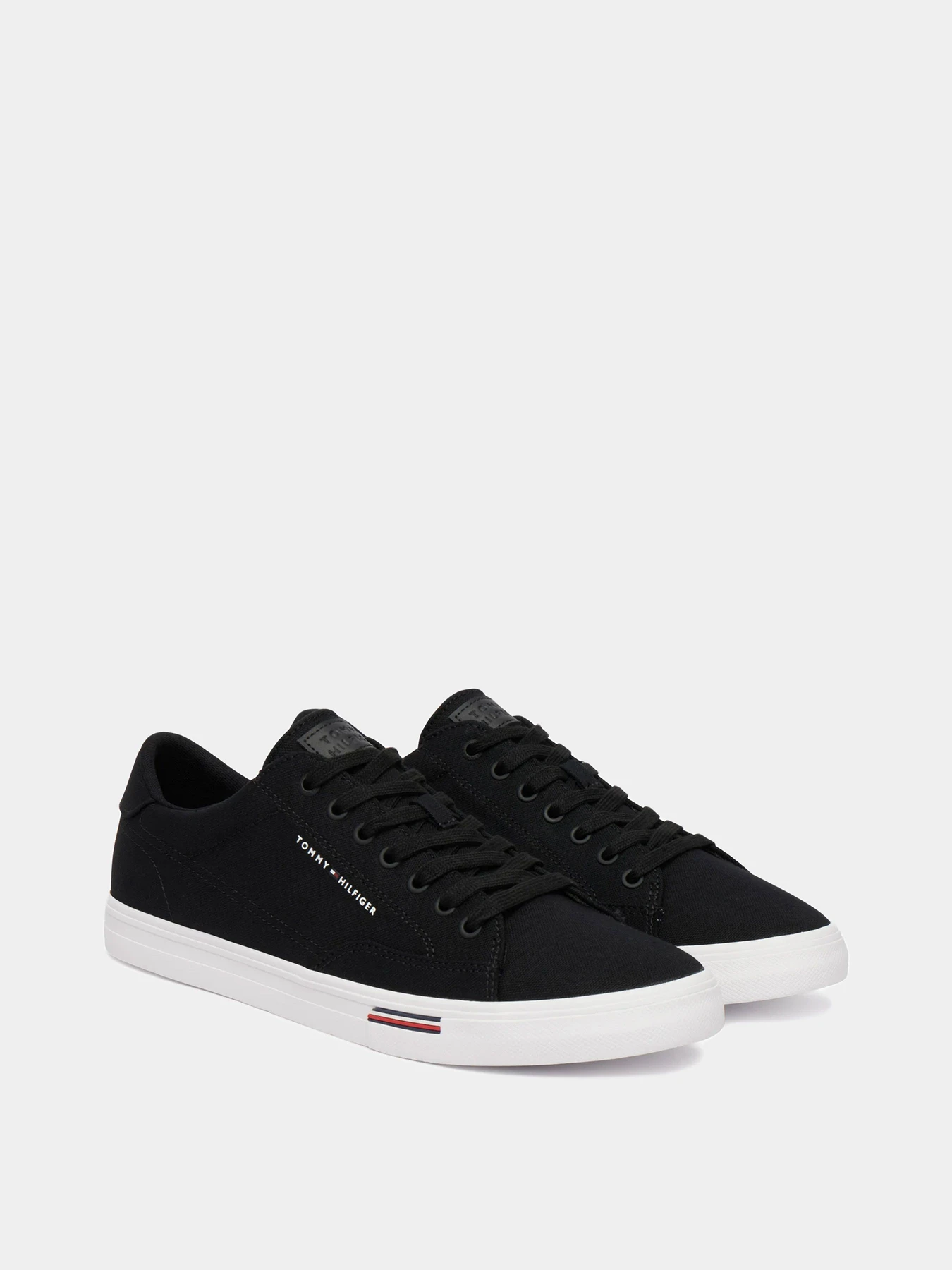 Кеды Tommy Hilfiger модель FM0FM05813-BDS Кеды Tommy Hilfiger модель FM0FM05813-BDS Фото