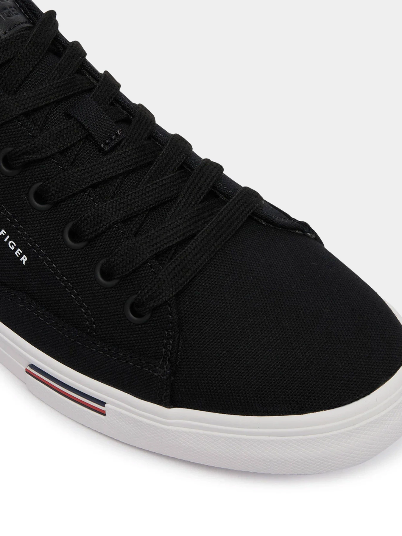 Кеды Tommy Hilfiger модель FM0FM05813-BDS Кеды Tommy Hilfiger модель FM0FM05813-BDS Фото