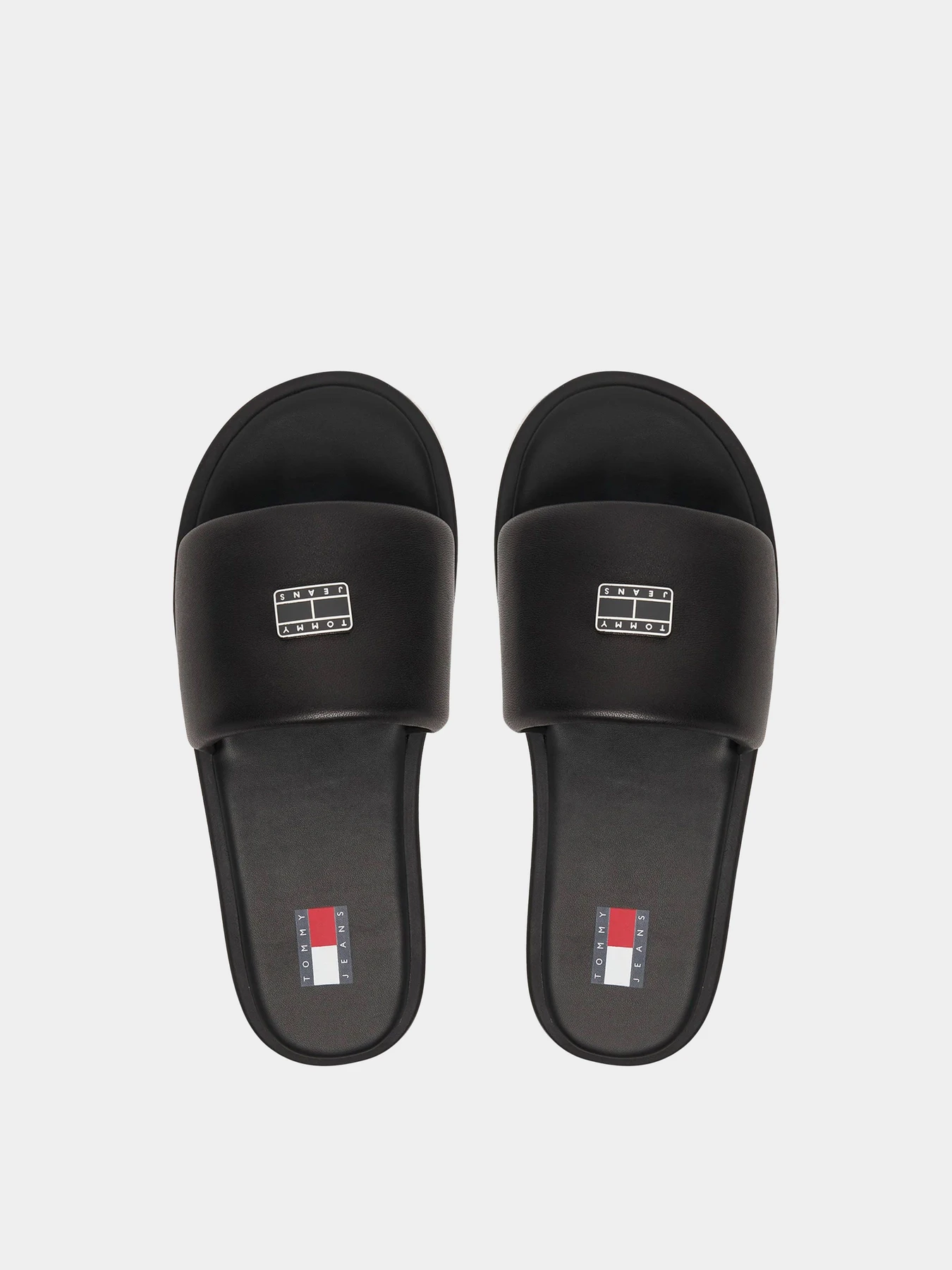 Шлёпанцы Tommy Hilfiger модель EN0EN02950-BDS Шлёпанцы Tommy Hilfiger модель EN0EN02950-BDS Фото