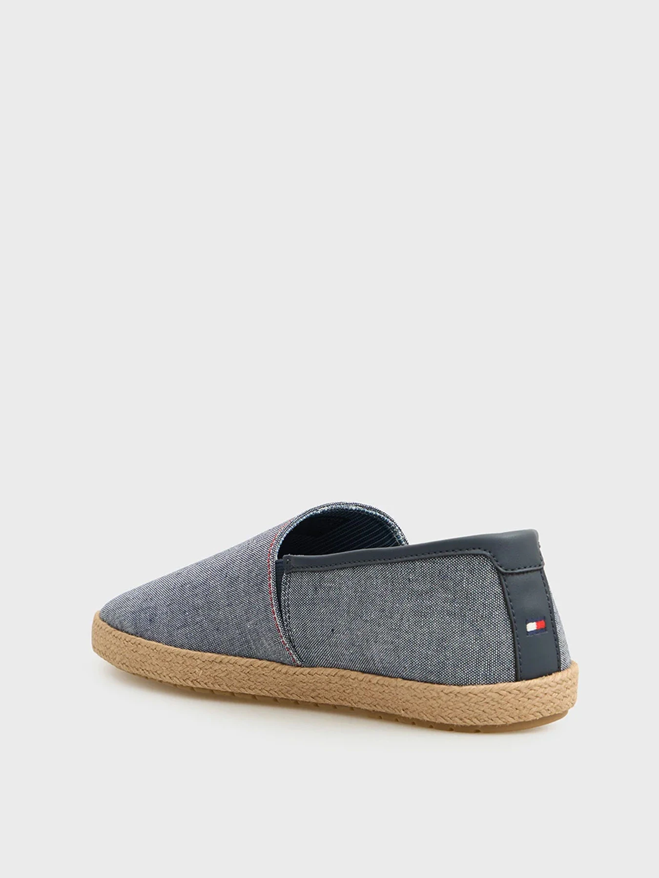 Слипоны и мокасины Tommy Hilfiger модель FM0FM05793-DW5 Слипоны и мокасины Tommy Hilfiger модель FM0FM05793-DW5 Фото