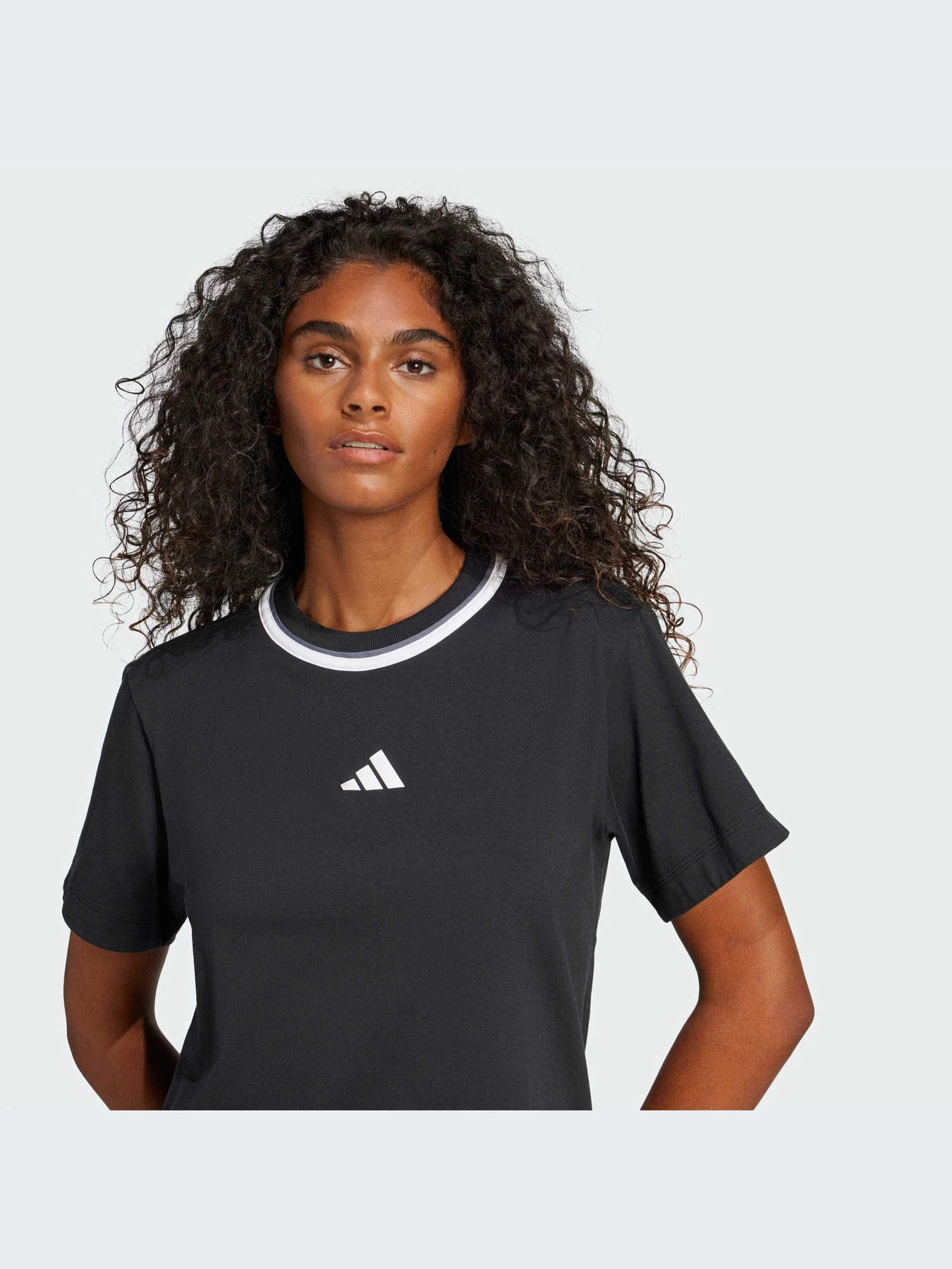 Футболки и поло Adidas модель JD5551-KZ Футболки и поло Adidas модель JD5551-KZ Фото