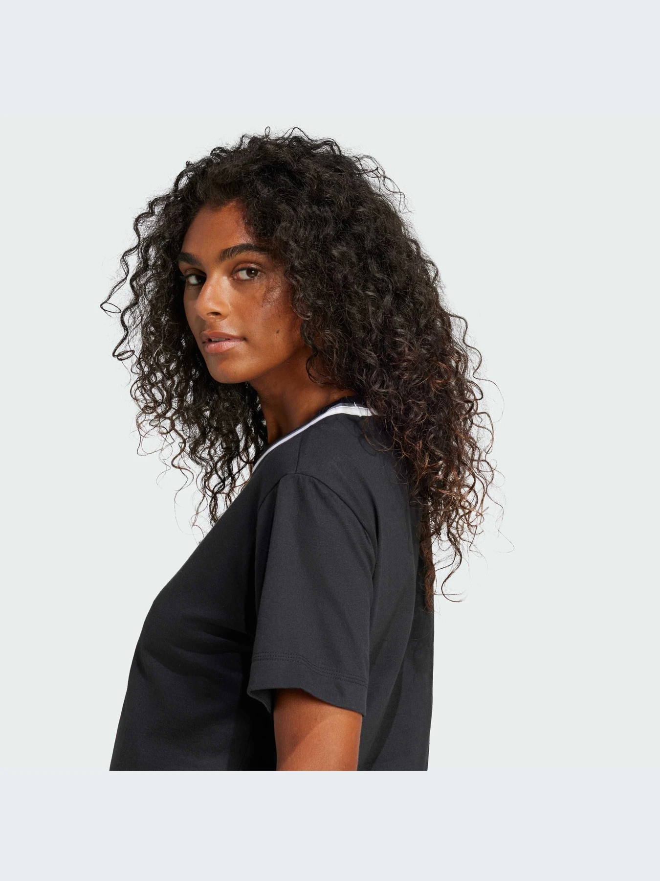 Футболки и поло Adidas модель JD5551-KZ Футболки и поло Adidas модель JD5551-KZ Фото
