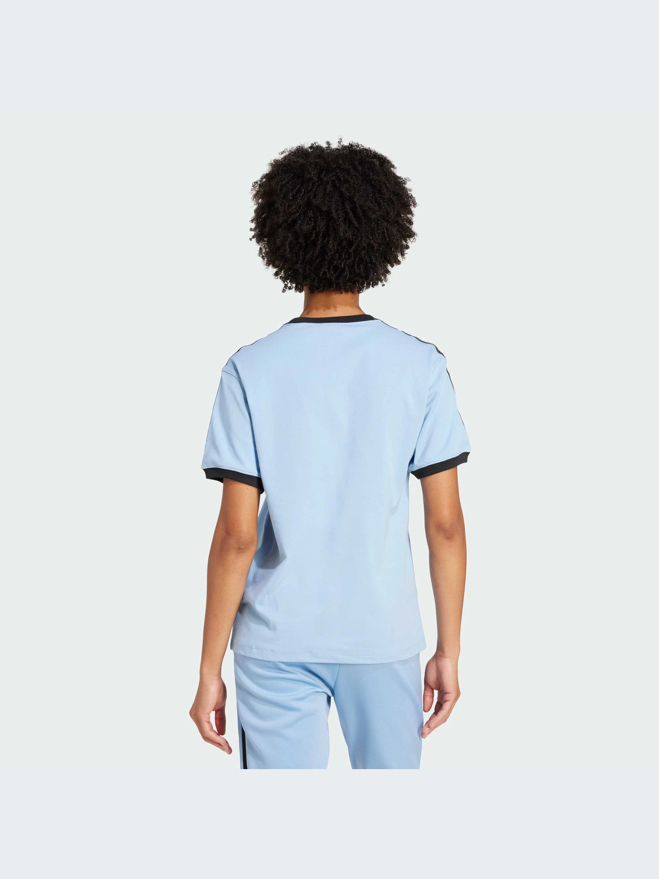 Футболки и поло Adidas Adicolor модель JY4851-KZ Футболки и поло Adidas Adicolor модель JY4851-KZ Фото