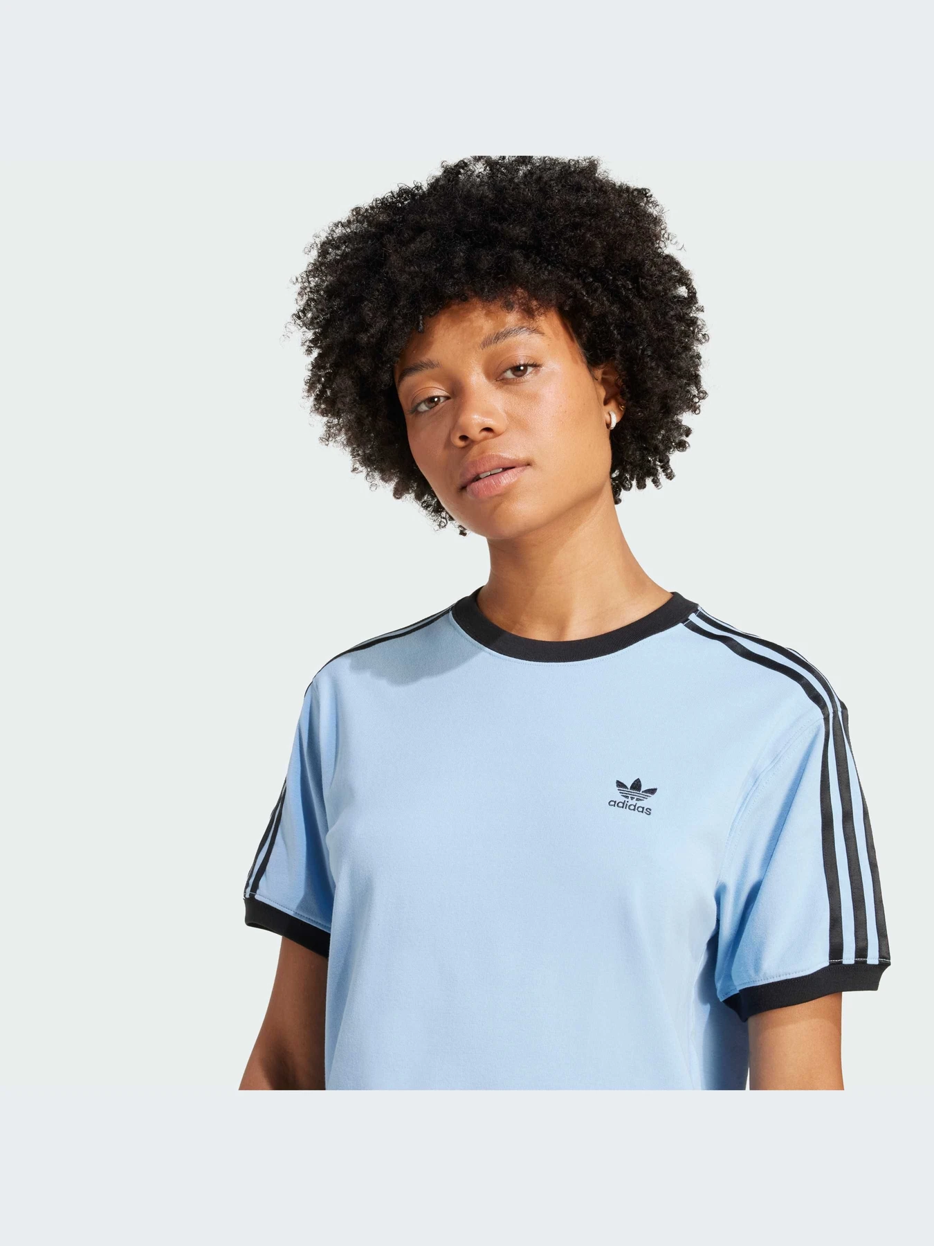Футболки и поло Adidas Adicolor модель JY4851-KZ Футболки и поло Adidas Adicolor модель JY4851-KZ Фото